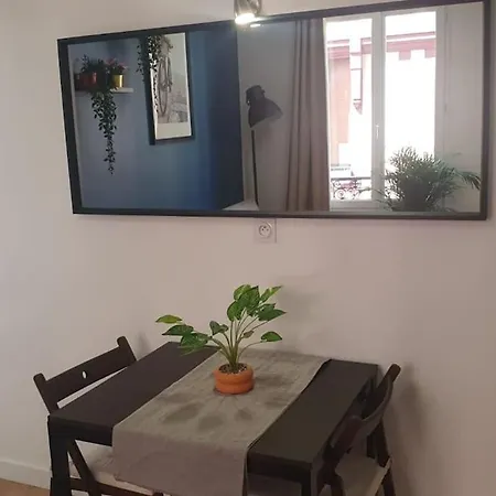 Palais De Justice Apartment